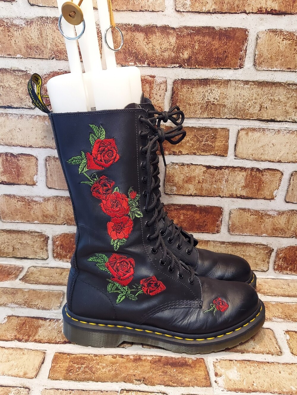 Pre-owned Dr. Martens Vonda Boots